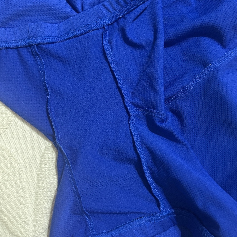 Adidas size 12 athletic golf skirt with front pleats, pockets, side zip. Stripes - Picture 13 of 15
